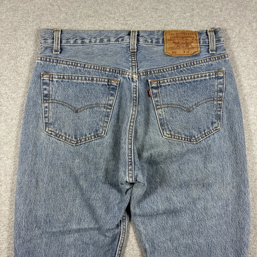 Vintage Levis 501 Button Fly Blue Denim Jeans Made In USA 32x30 Medium Wash 1991